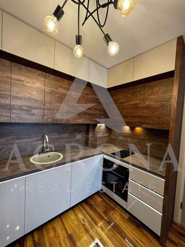 Продажба - Апартамент в Тракия,  Пловдив