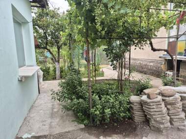 Vânzare - Casă în Botunia,  Vrața
