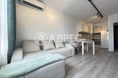 Kira - Apartman olarak Pogrebi,  Varna