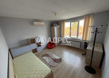 Verkauf - Etage von Haus in Parwomayzi,  Weliko Tarnowo