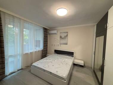 Miete - Wohnung in Wazrajdane,  Burgas
