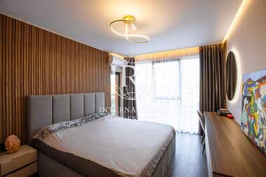 Продажба - Апартамент в Свети Константин и Елена,  Варна