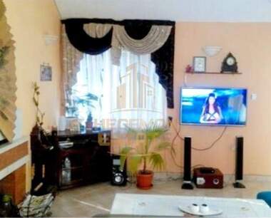 Vânzare - Apartament în Center,  Varna