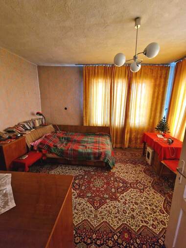 Vânzare - Etaj din casă în Novi Pazar,  Șumen