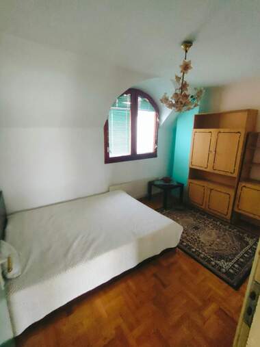 Închiriere - Apartament în Bratia Miladinovi,  Burgas