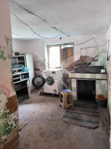 Продажба - Къща в Дълбок Извор,  Пловдив