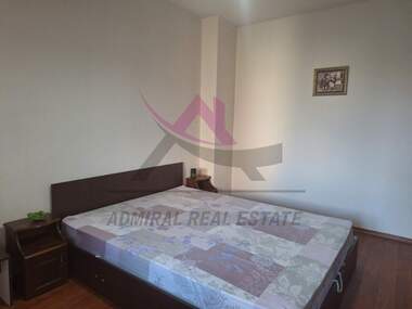 For rent - Apartment in Kolhozen pazar,  Varna