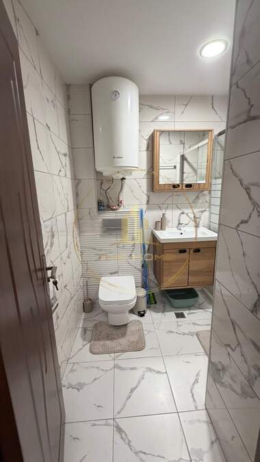 Miete - Wohnung in Kolhozen pazar,  Warna