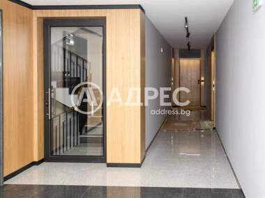Vânzare - Apartament în Mladost-2,  Sofia