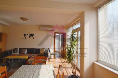 For rent - Apartment in Kolhozen pazar,  Varna