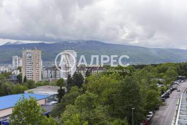 Închiriere - Apartament în Izgrev,  Sofia