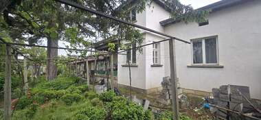 For sale - House in Dibich,  Shumen