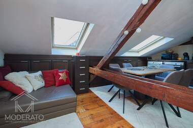 Vânzare - Apartament în Țentăr,  Burgas