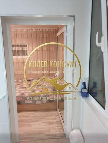 Продажба - Етаж от къща в Чирпан,  Стара Загора