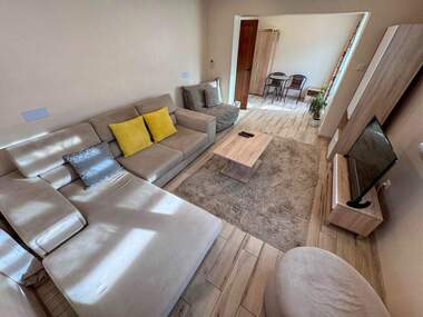 Închiriere - Apartament în Țentăr,  Burgas