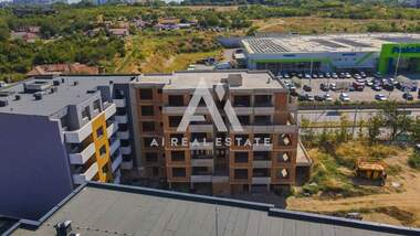 Продажба - Апартамент в Широк Център,  Плевен