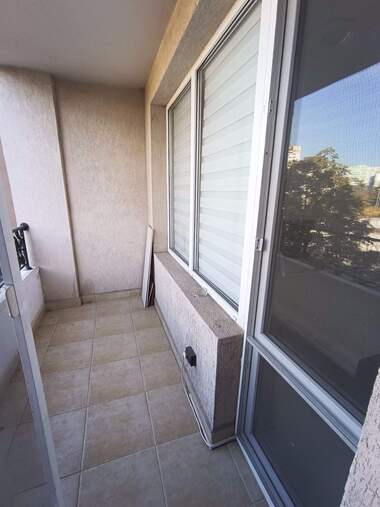 Închiriere - Apartament în Zornița,  Burgas