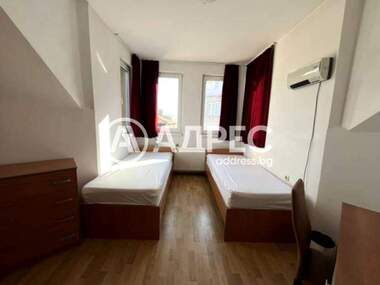 Închiriere - Apartament în Center,  Varna