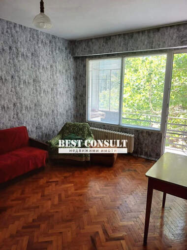 Închiriere - Apartament în Zdraveț,  Ruse