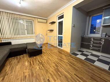 For sale - Apartment in Koliu Ficheto,  Veliko Tarnovo