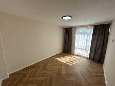 For sale - Apartment in Vazrajdane 2,  Varna