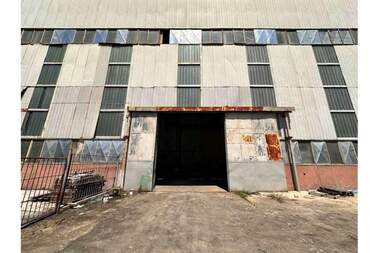 Miete - Businessdcentrum in Izhod Ruse - Silistra,  Ruse
