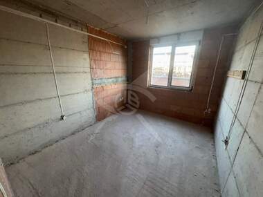 Verkauf - Wohnung in Komatewski wazel,  Plowdiw