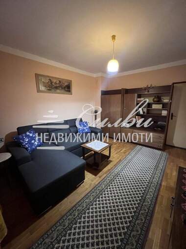 Închiriere - Apartament în Matematiceeskata gimnazia,  Șumen