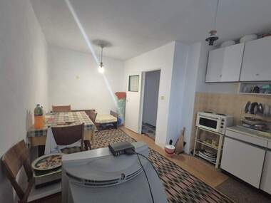 Продажба - Апартамент в Дружба 3,  Русе