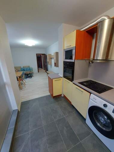 Satış - Apartman olarak Centar,  Targovishte