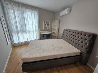 Închiriere - Apartament în Mladejki hălm,  Plovdiv