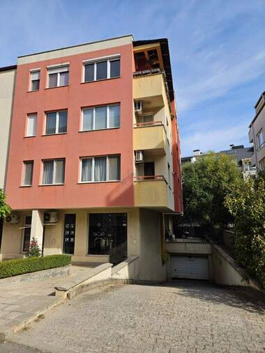 Ενοίκιο - Γκαράζ σε Μαναστιρσκι λιβαδι-Ζαπαδ,  Σοφιια