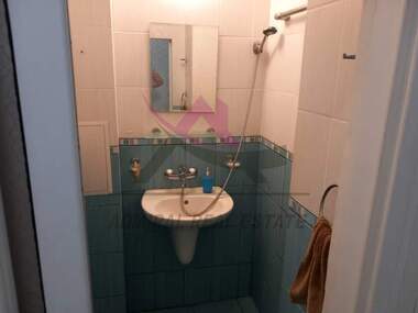Închiriere - Apartament în Văzrajdane 1,  Varna