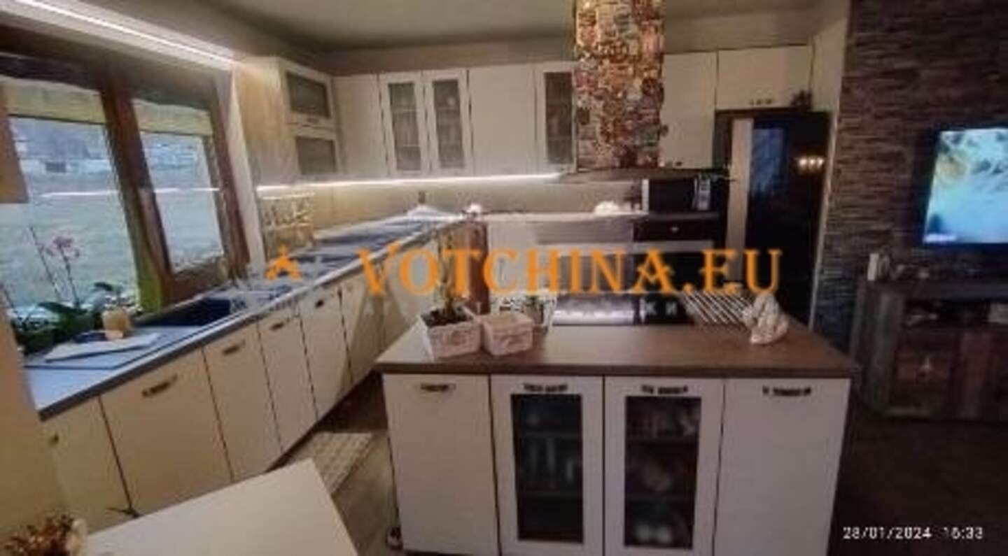 Тристаен Апартамент в Лятно кино Тракия, Варна – снимка 4