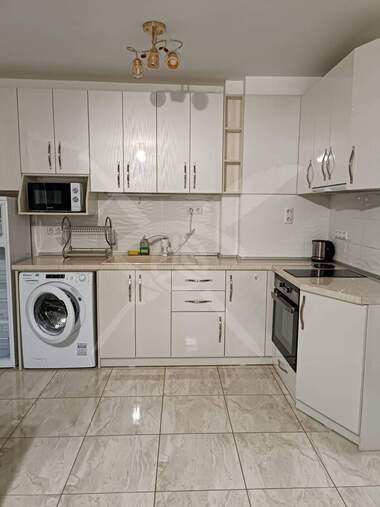 Închiriere - Apartament în Grățka mahala,  Varna