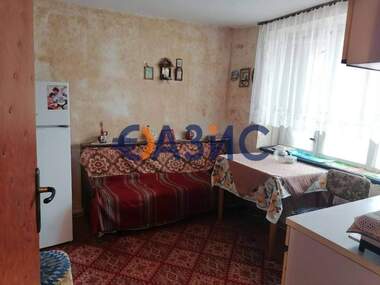For sale - House in Sveti Vlas,  Burgas