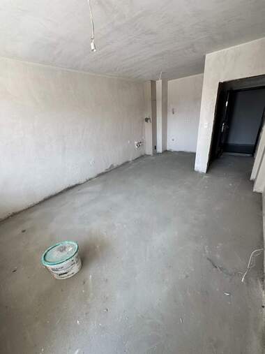 Vânzare - Apartament în Iujen,  Plovdiv