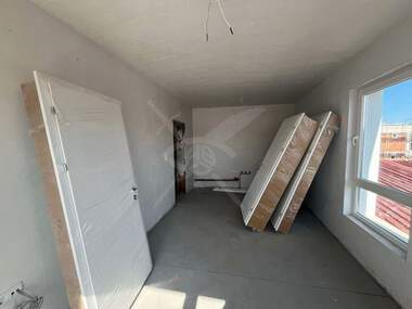 For sale - Apartment in Kiuchuk Parij,  Plovdiv