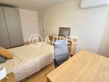 Închiriere - Apartament în Center,  Sofia
