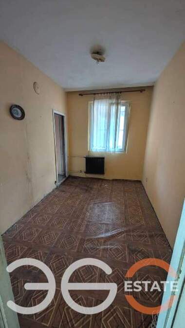Продажа - Квартира в Младост 2,  Варна