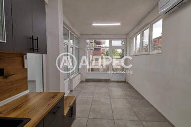 Kira - Ofis/Güzellik salonu olarak Sandanski,  Blagoevgrad