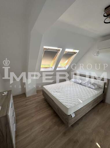 Închiriere - Apartament în Izgrev,  Varna