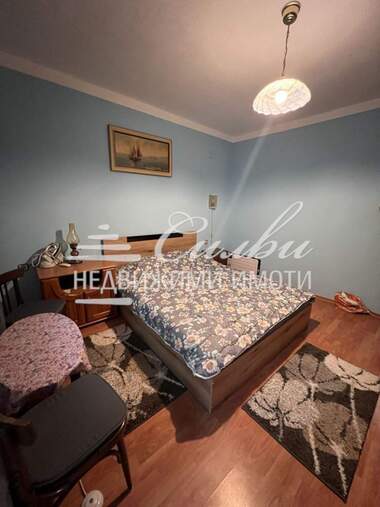 Închiriere - Apartament în Matematiceeskata gimnazia,  Șumen
