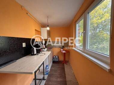 For sale - House in Opicvet,  Sofia Oblast