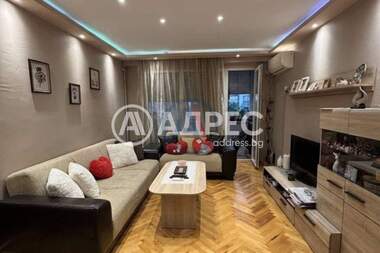 Продажба - Апартамент в Люлин-4,  София