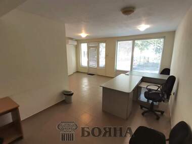 Kira - Ofis/Dükkan/Güzellik salonu/Diş ofisi olarak Center,  Ruse