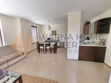 Vânzare - Apartament în Balceik,  Dobrice