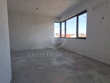 For sale - House in Zlatitrap,  Plovdiv