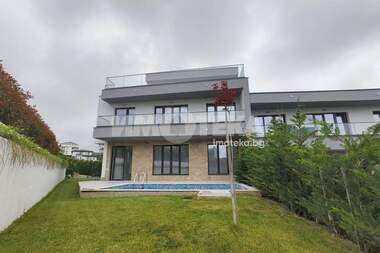 For sale - House in Trakata,  Varna