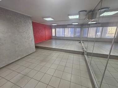 Kira - Ofis/Dükkan/Güzellik salonu/Yer olarak Center,  Plovdiv